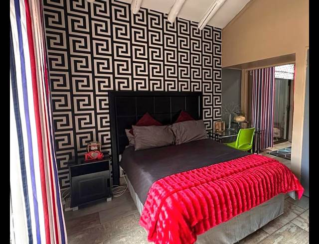 7 BEDROOM HOUSE FOR SALE IN THREE RIVERS